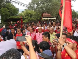 “BTM-CK Diterima Secara Adat oleh Masyarakat Maluku di Papua: Kain Gandong dan Makan Patita Jadi Simbol Dukungan Politik dan Budaya”