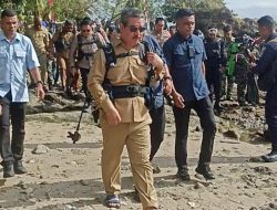 Pengibaran Merah Putih Di Laut Tulehu, Gubernur Maluku hL Kumandangkan Kejayaan Maritim Indonesia
