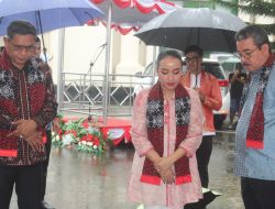 Gubernur Maluku HL Harap Umat Paroki Santa Maria Bintang Laut Jadi Contoh Yang Baik