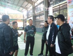 Gubernur Resmikan Lapangan Indoor Tenis Tapal Kuda