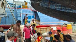 Gubernur Lewerissa Tinjau Pelabuhan Dobo, Aru Pusat Harapan Perikanan Maluku