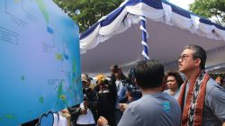 GUBERNUR RESMIKAN JAM NYALA LISTRIK DAN PROGRAM BANTUAN LISTRIK GRATIS