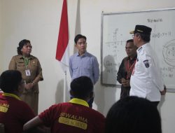 TIBA DI AMBON-GUBERNUR MALUKU TURUT MENDAMPINGI WAKIL PRESIDEN RI TINJAU SEKOLAH GARUDA MALUKU DI WAIHERU