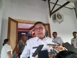 Walikota Ambon Ungkap Krisis Keuangan Daerah, Siapkan Denda Rp1 Juta bagi Pembuang Sampah Sembarangan