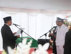 Walikota Ambon Lantik Raja Negeri Urimessing Felix Tisera