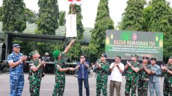 Sekda Maluku Hadiri Pembukaan Bazar Ramadan TNI di Makodam XV/Pattimura, Perkuat Kepedulian Sosial
