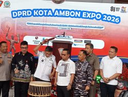 Wali Kota Ambon Buka DPRD Expo Harus Beri Dampak Ekonomi Nyata bagi UMKM 